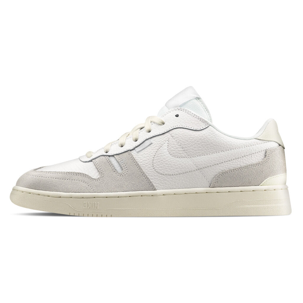 Nike squash best sale type white