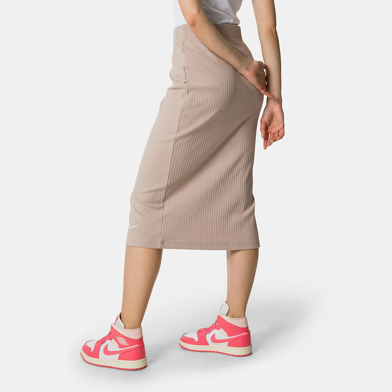 Nike white shop pencil skirt