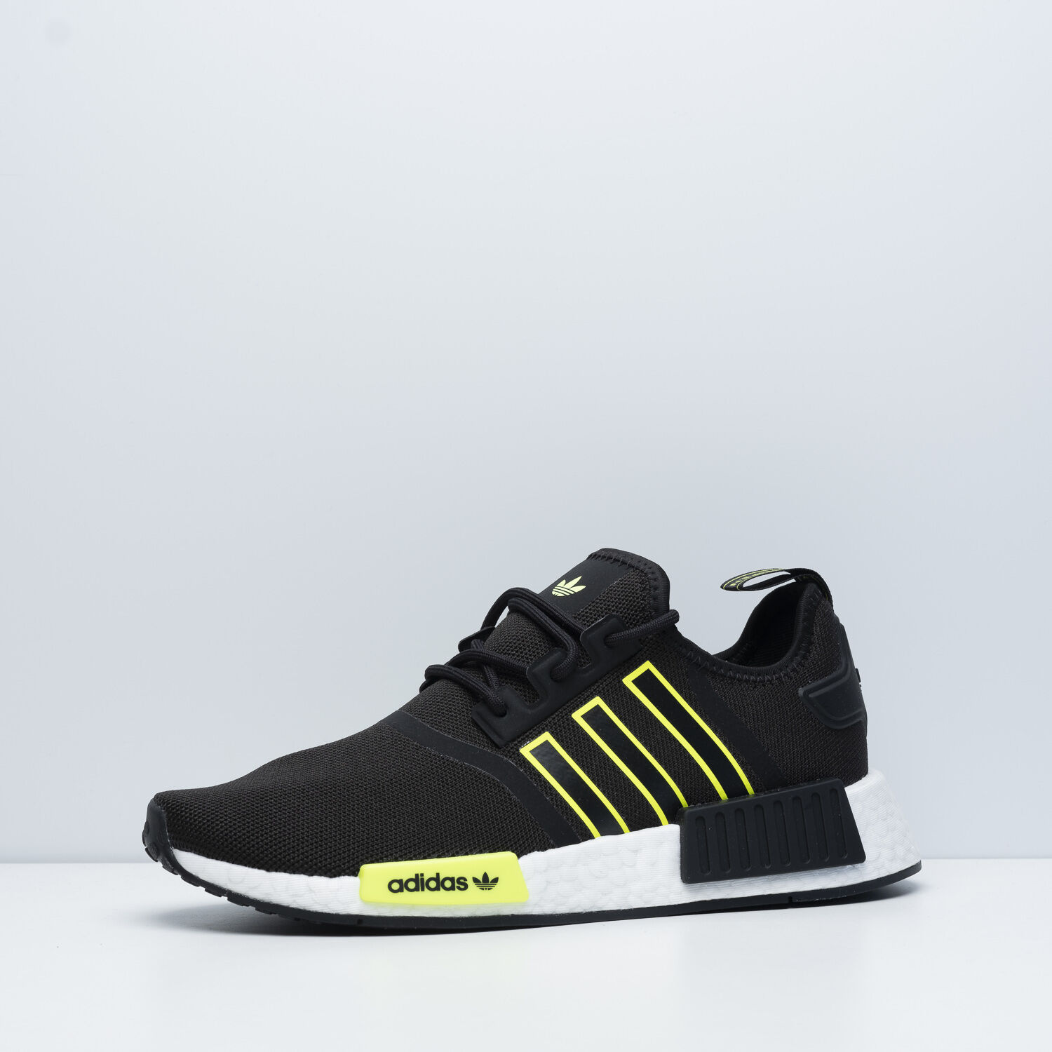 Adidas nmd 2025 r1 color black/white/yellow