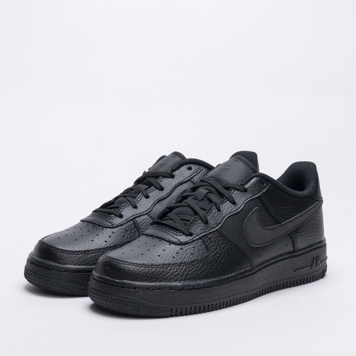 Nike nere new arrivals