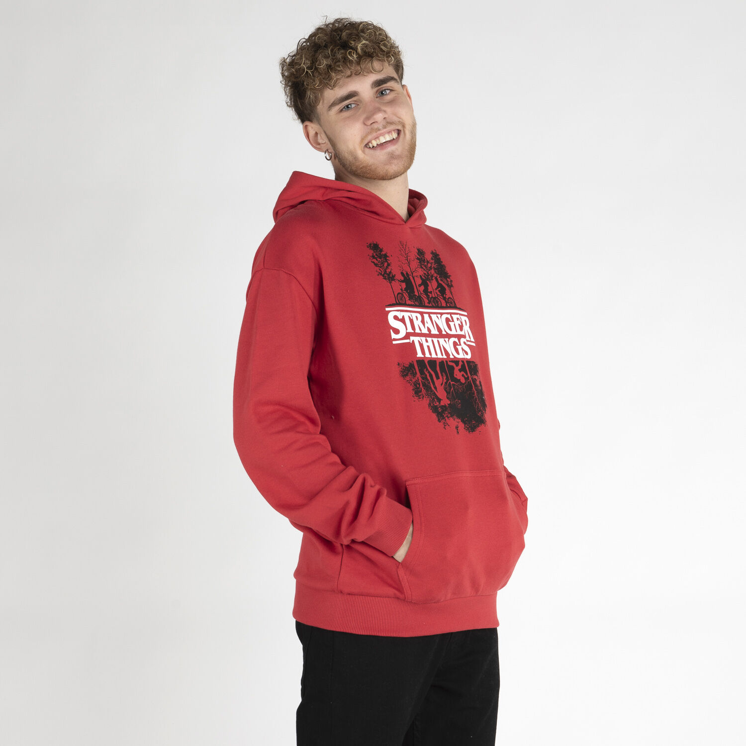 Pull and bear stranger things felpa store