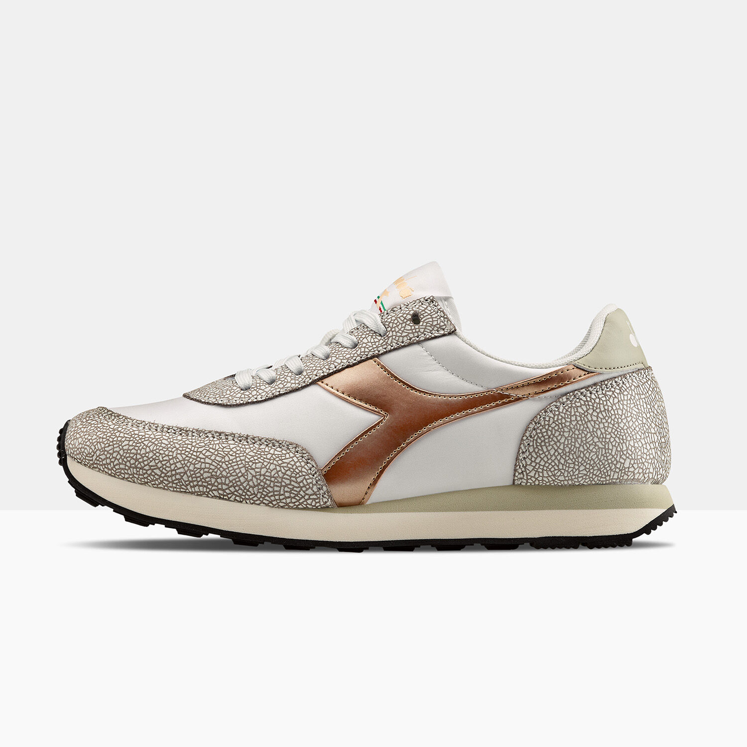 Diadora sales camaro bianche