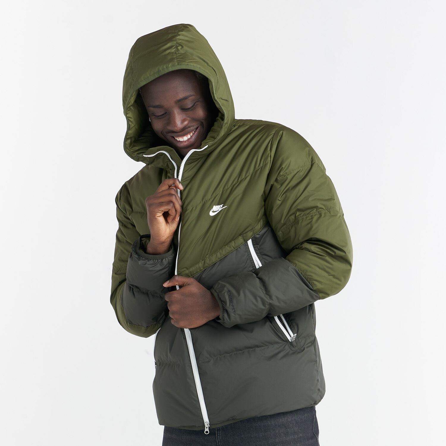 Nike sportswear clearance windrunner green