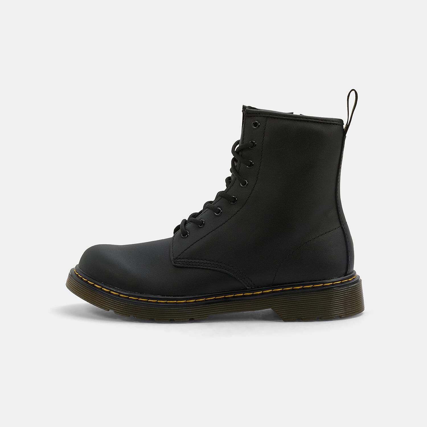 Dr. Martens AW LAB