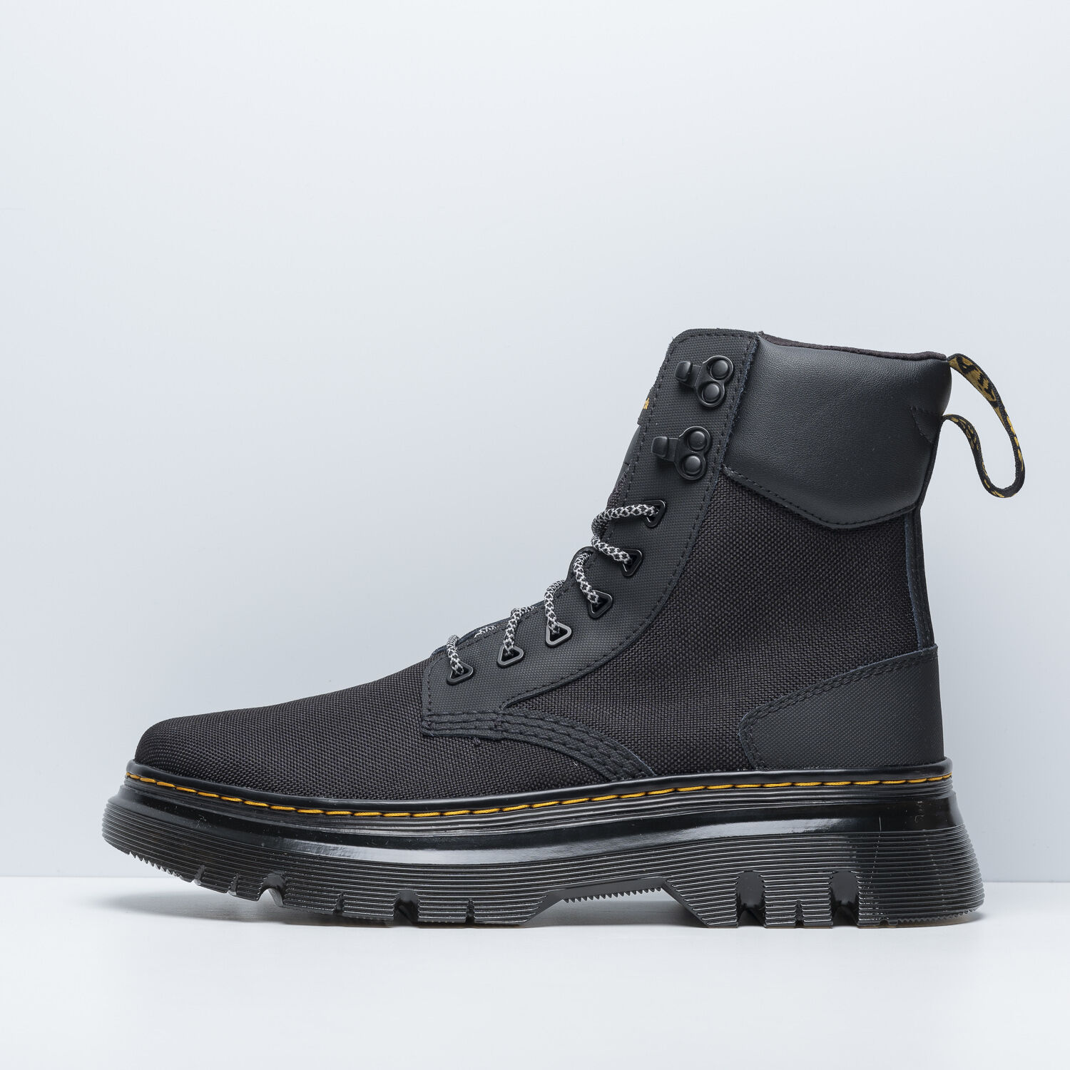 Aw lab hot sale dr martens