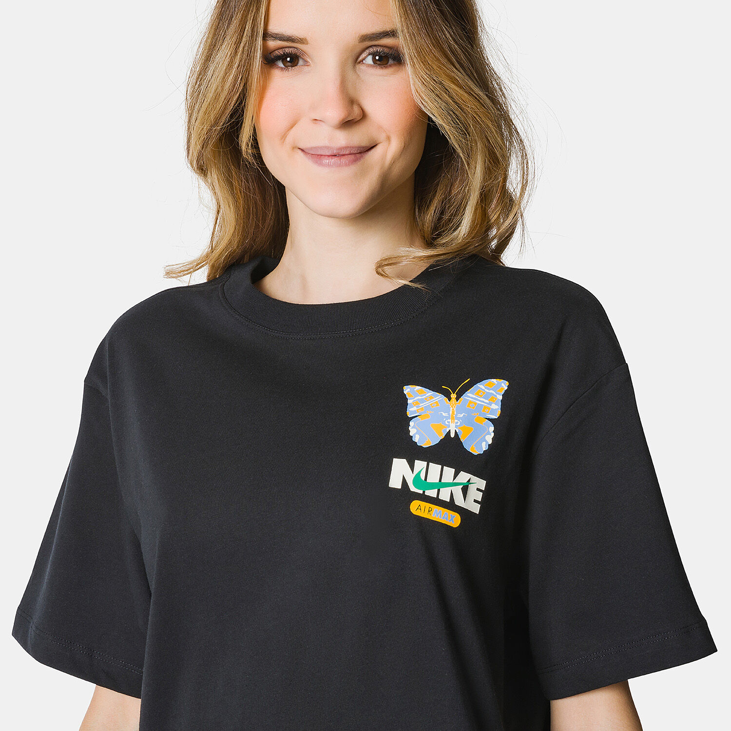 Tee shirt nike multicolor 2025