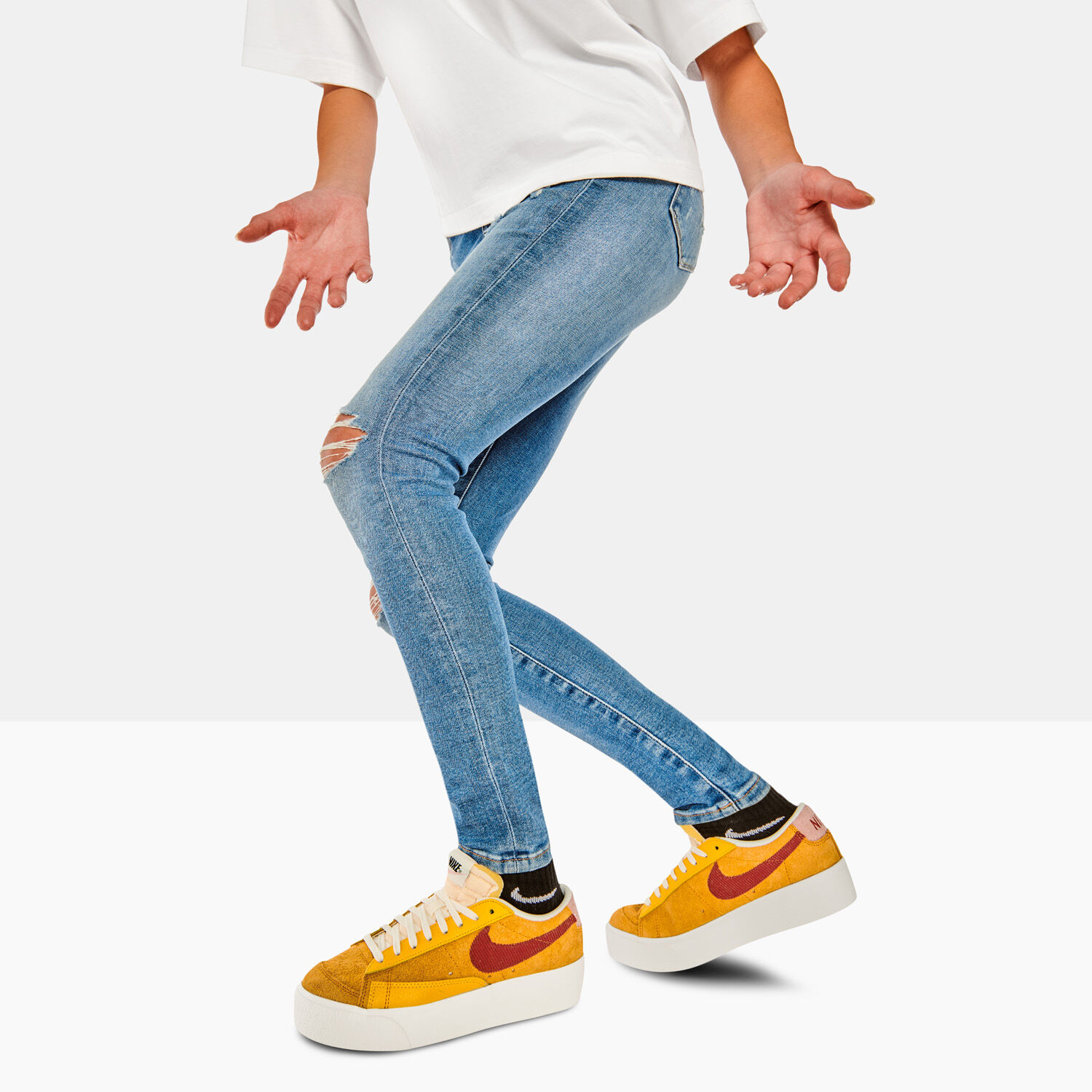 Nike blazer clearance low yellow