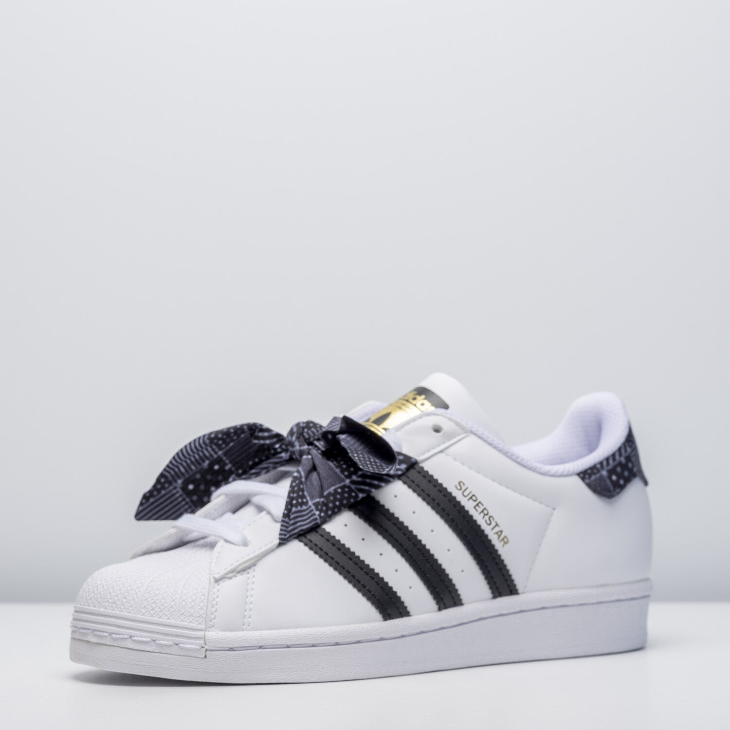ADIDAS SUPERSTAR WHITE AW LAB