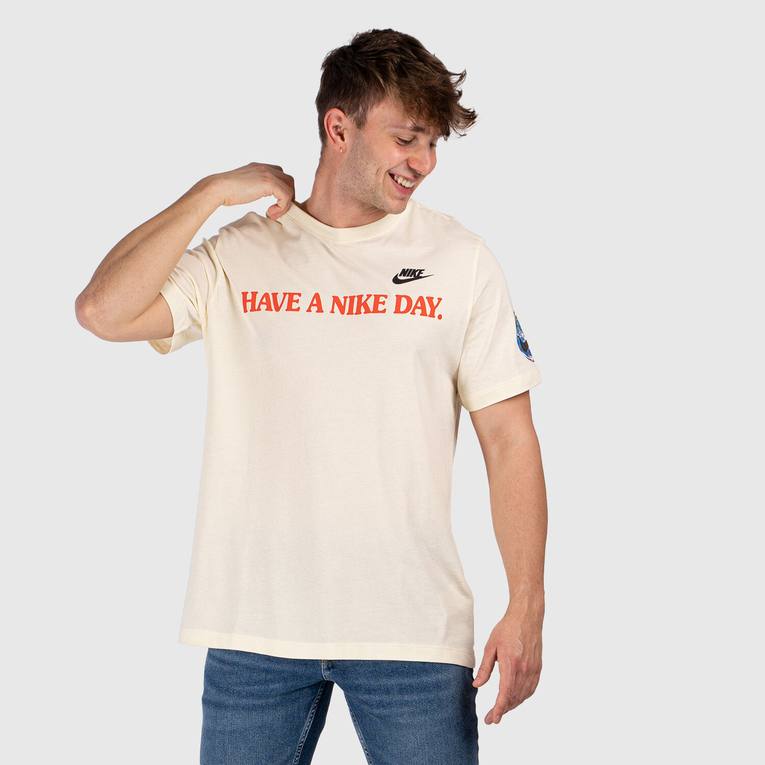 Have a nike hotsell day shirt white