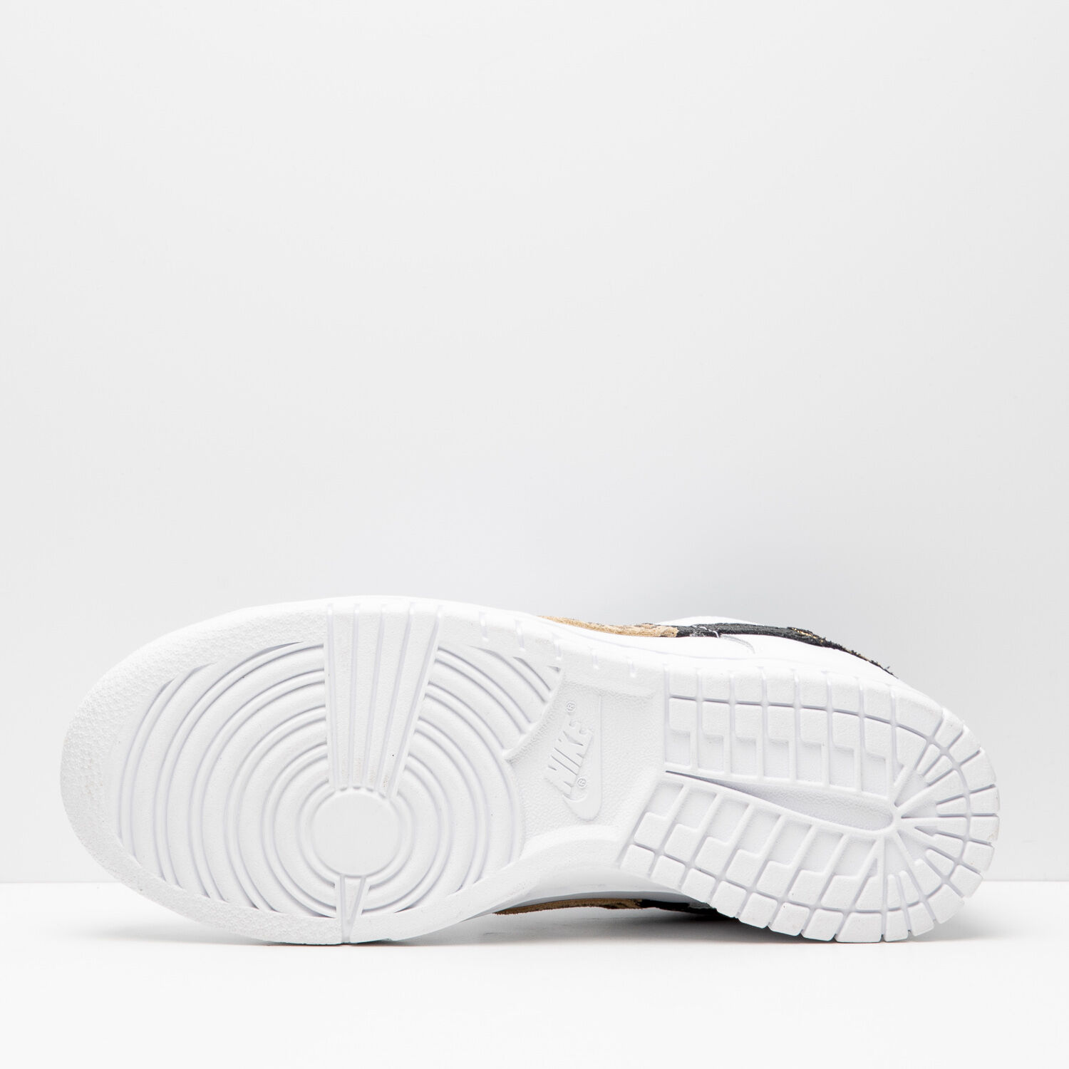 Nike Dunk Low SE Animal Instinct White W