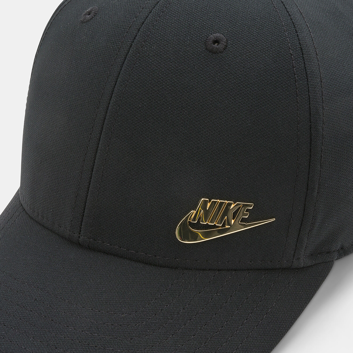 Nike hat black and gold outlet