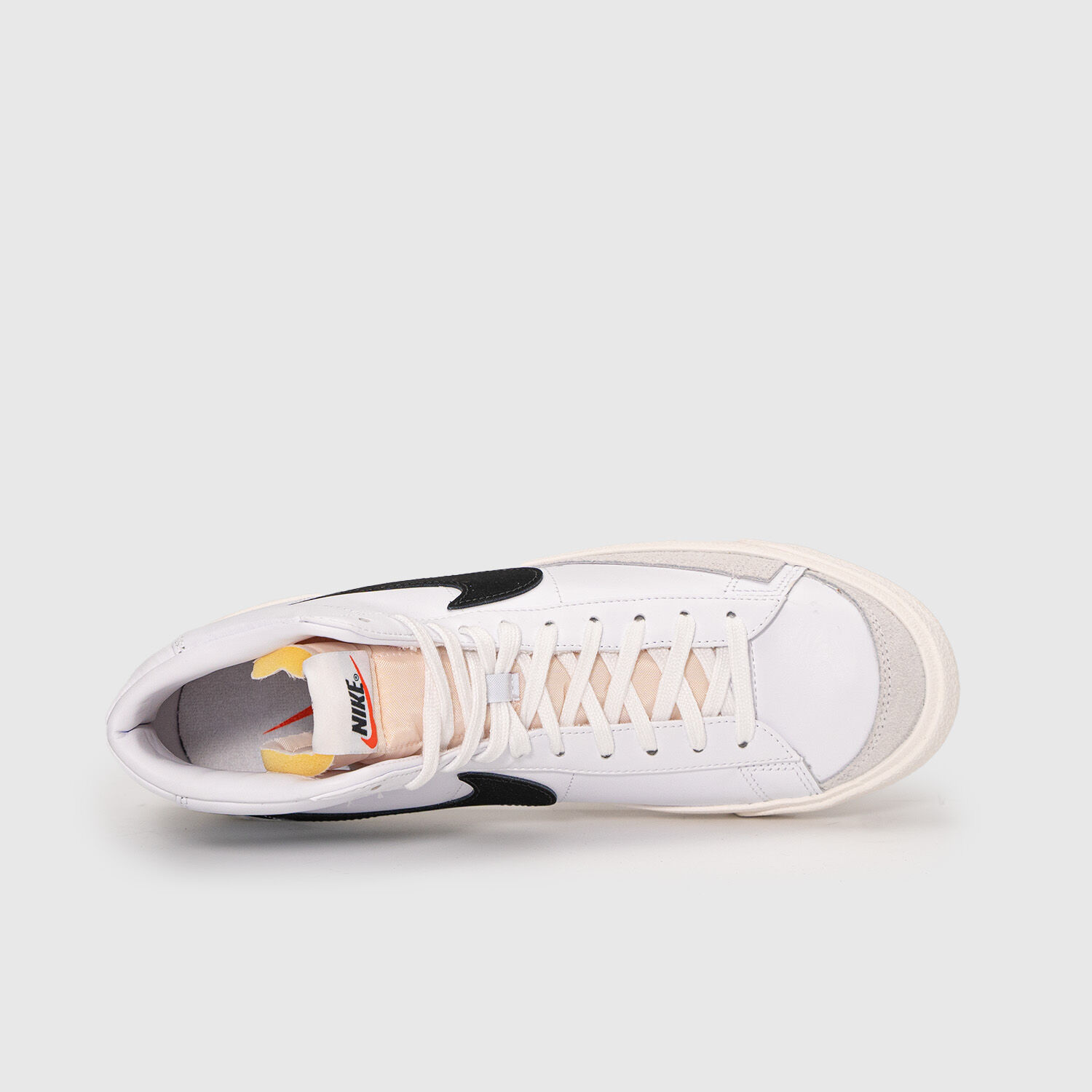 Nike sb cheap blazer vapor white