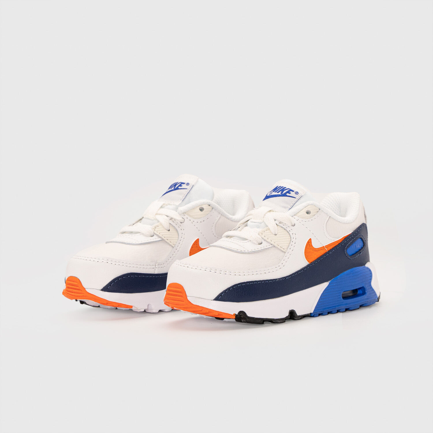 Air max blancas y online azules