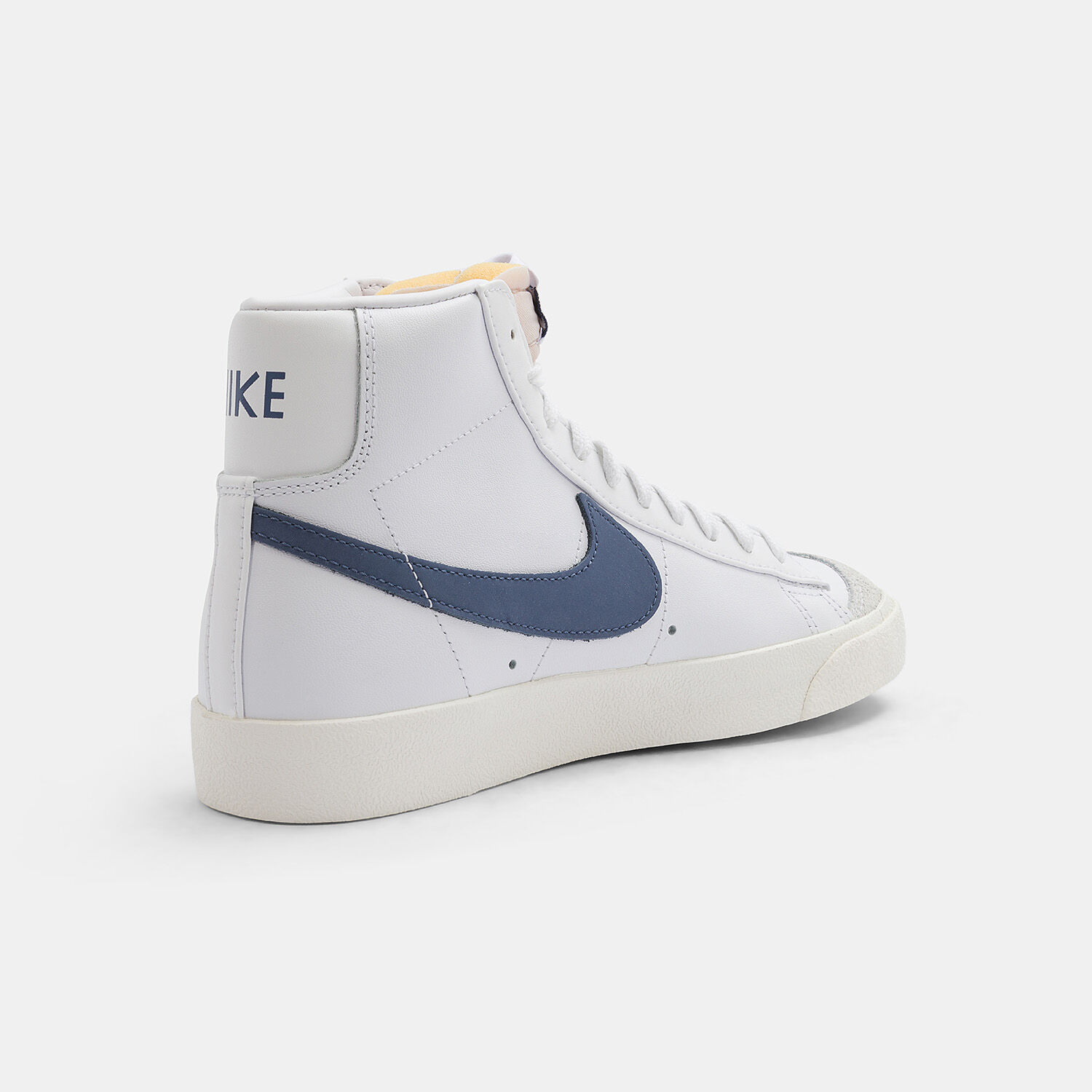 Nike blazer hotsell mid 77 bleu