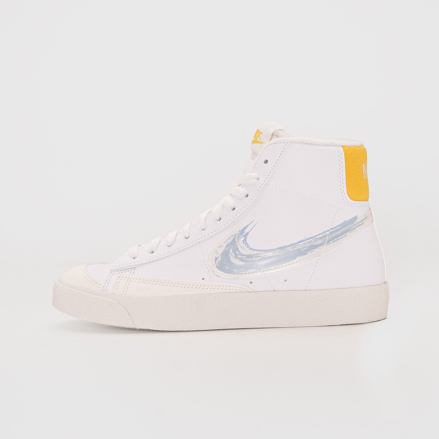 Active nike blazer online
