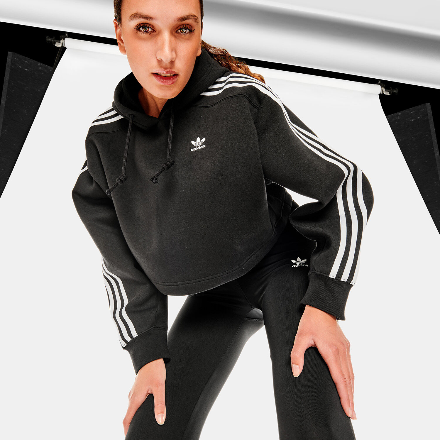 Adicolor Classic Cropped Hoodie black AW LAB