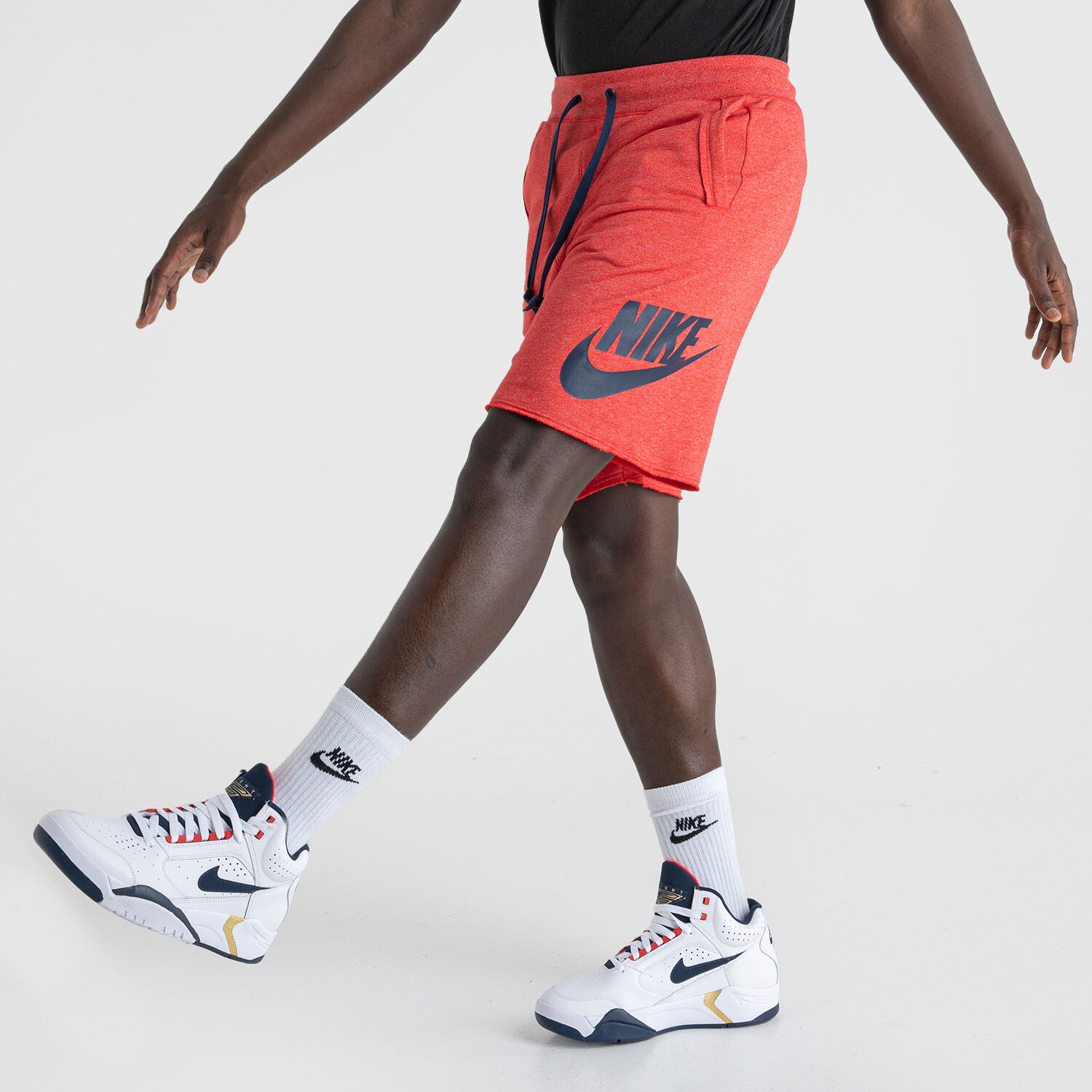 Nike Sportswear Sport Essentials Shorts red and dark blue AW LAB