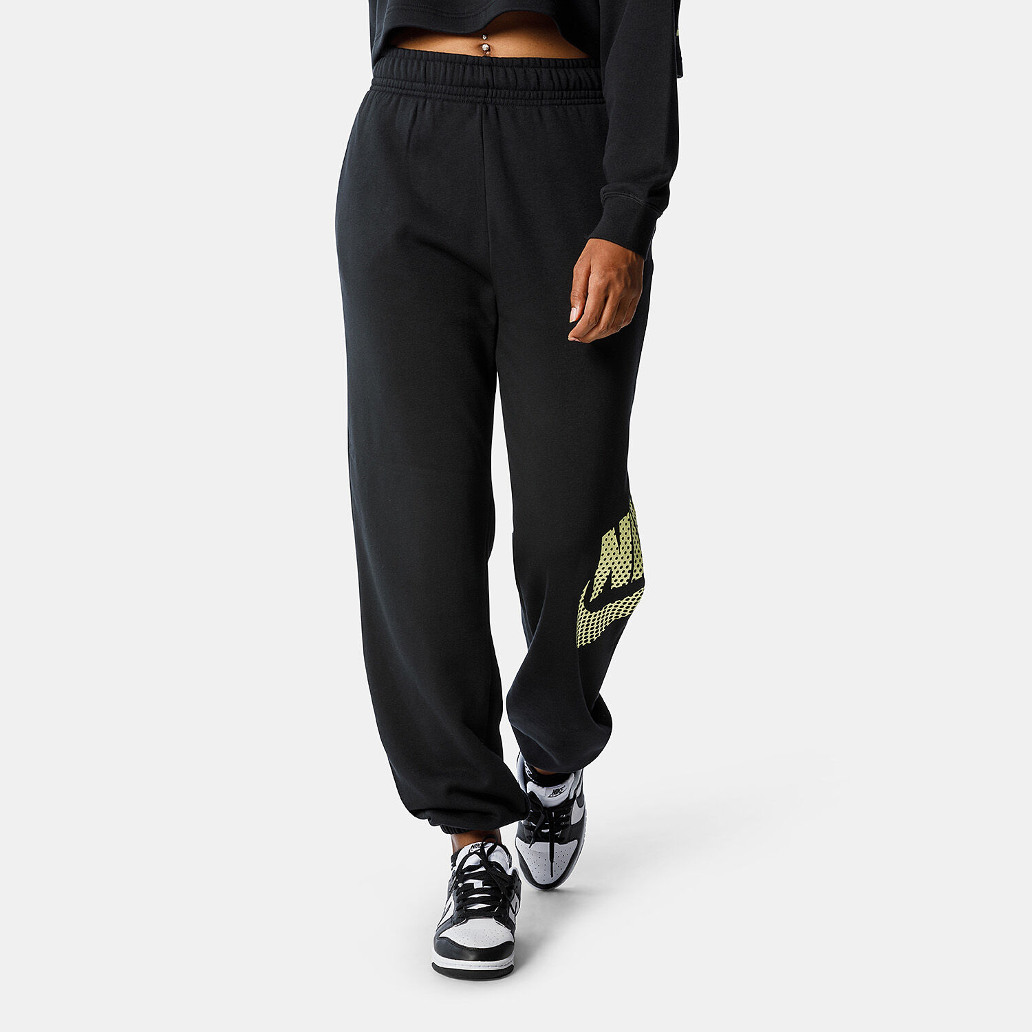 Nike sales suede sweatpants