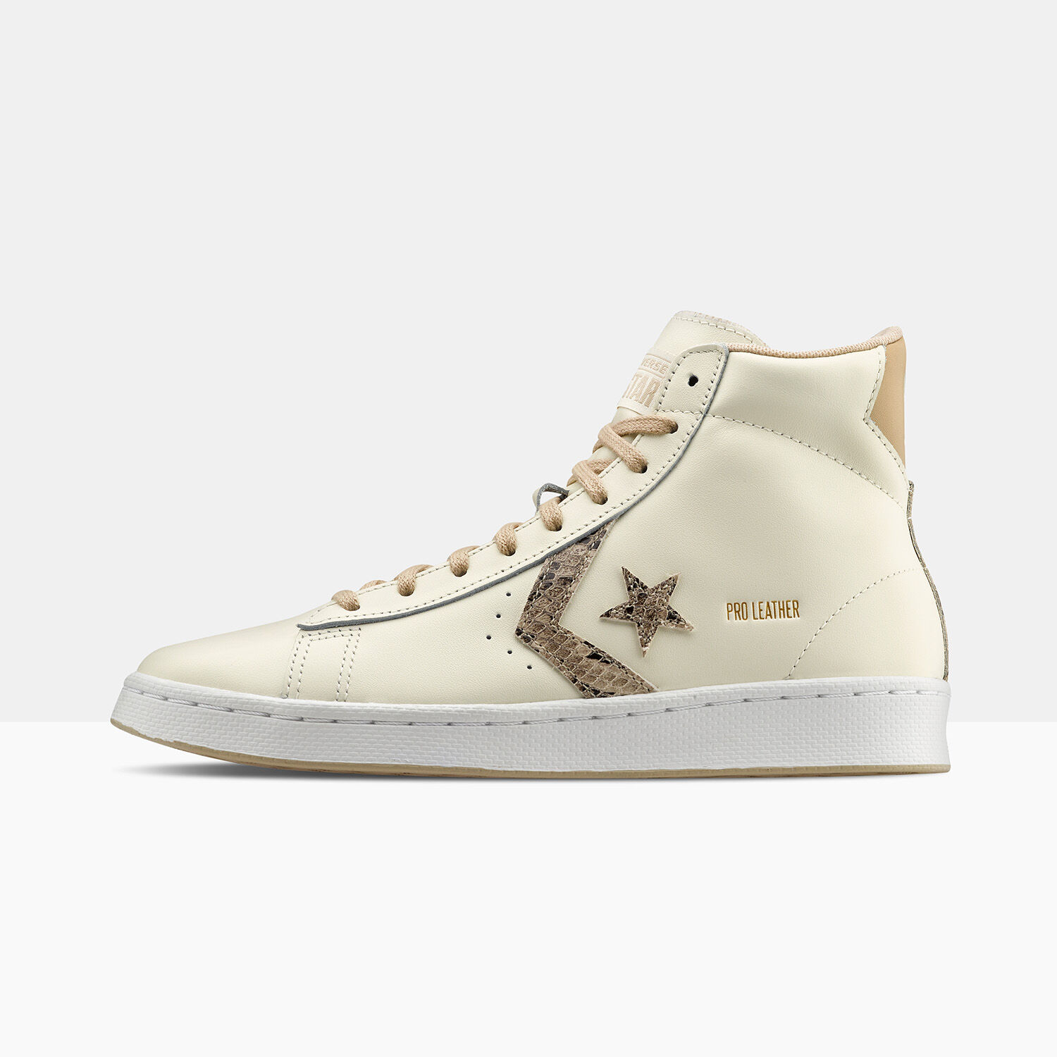 Converse leather hotsell beige