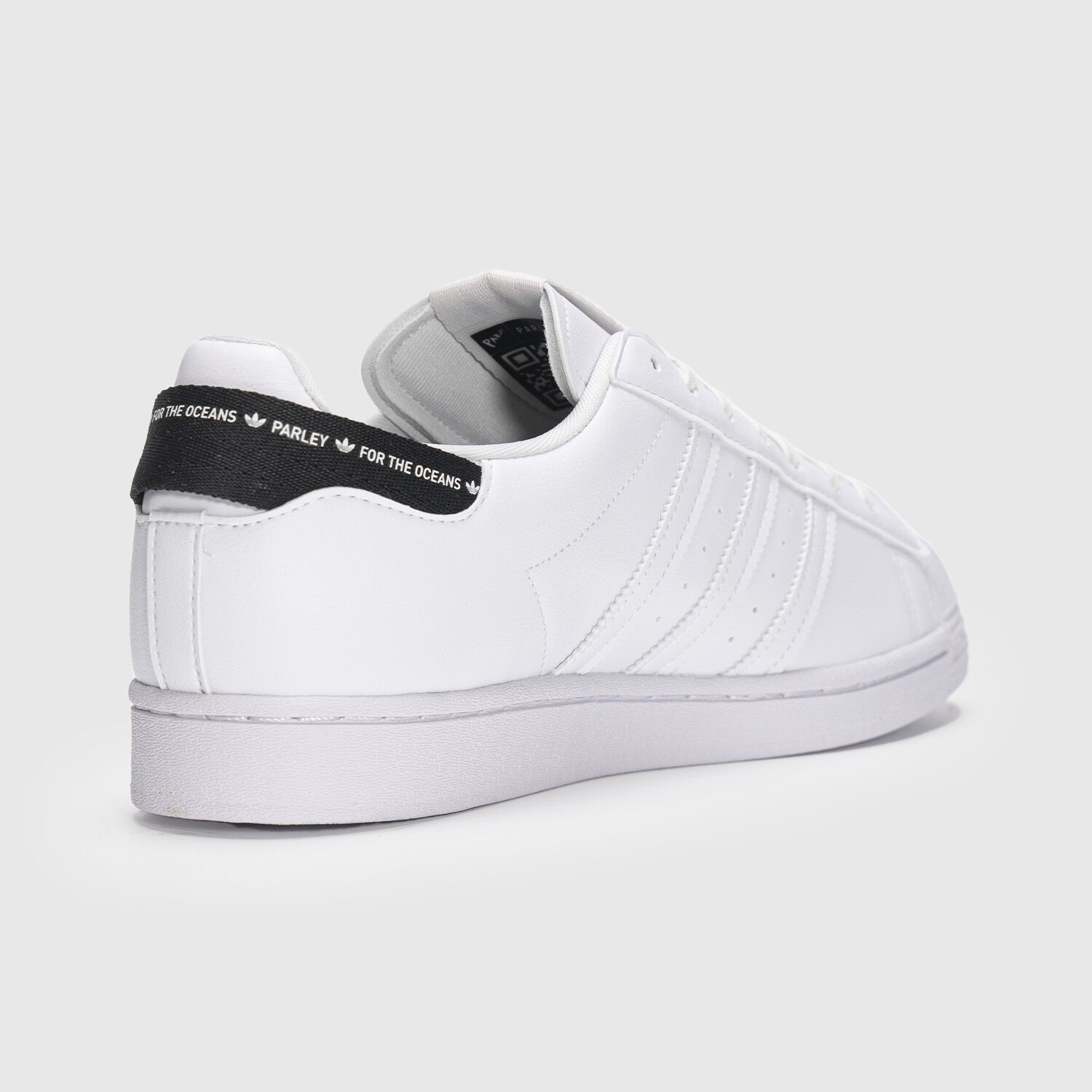 Adidas superstar come calzano hot sale