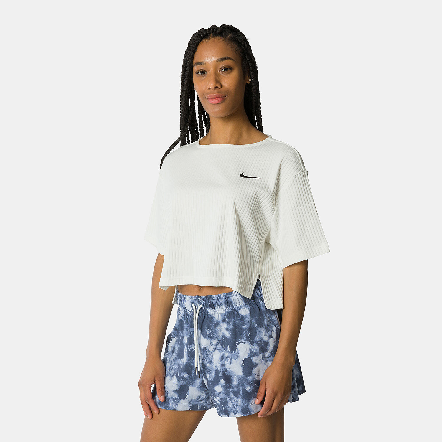 Nike crop top black and white online