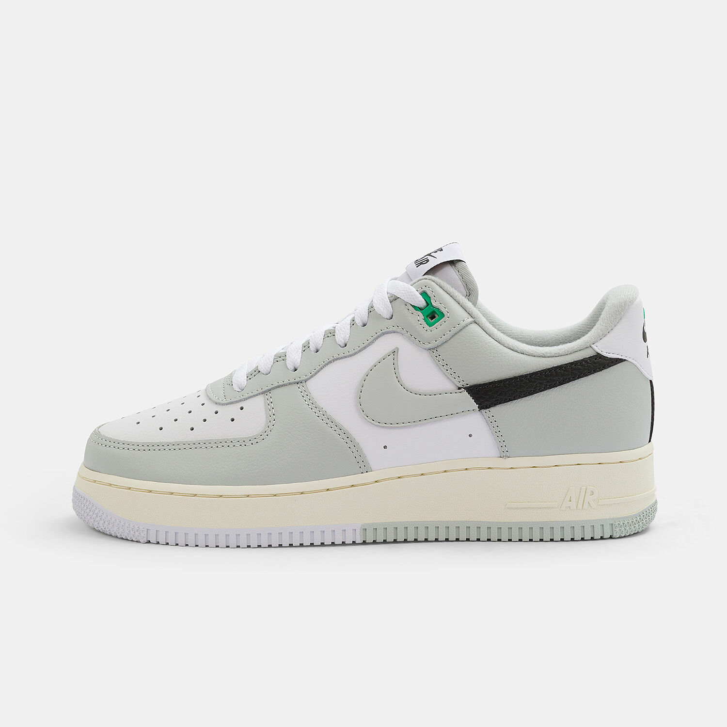 Nike air force 1 07 deals lv8 aw lab
