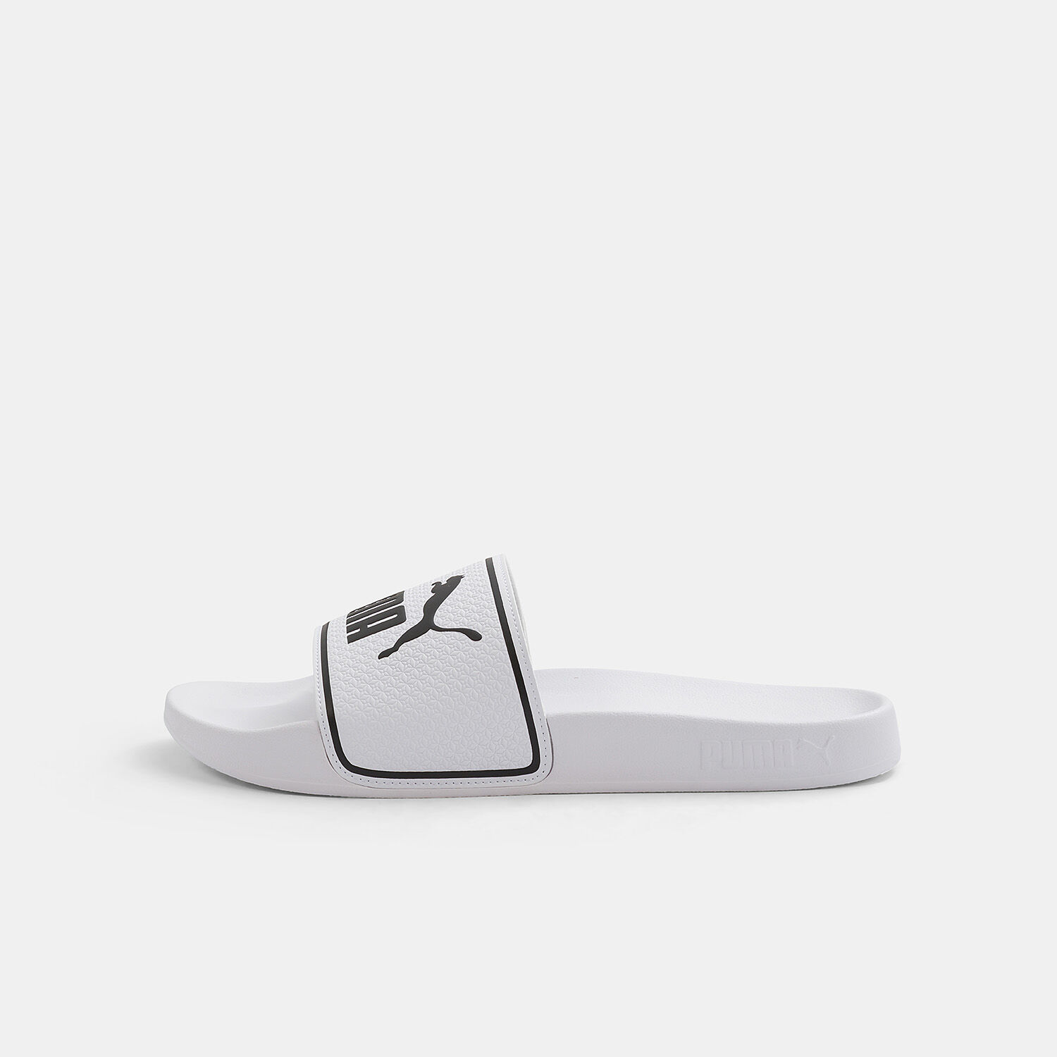 White on sale puma sliders